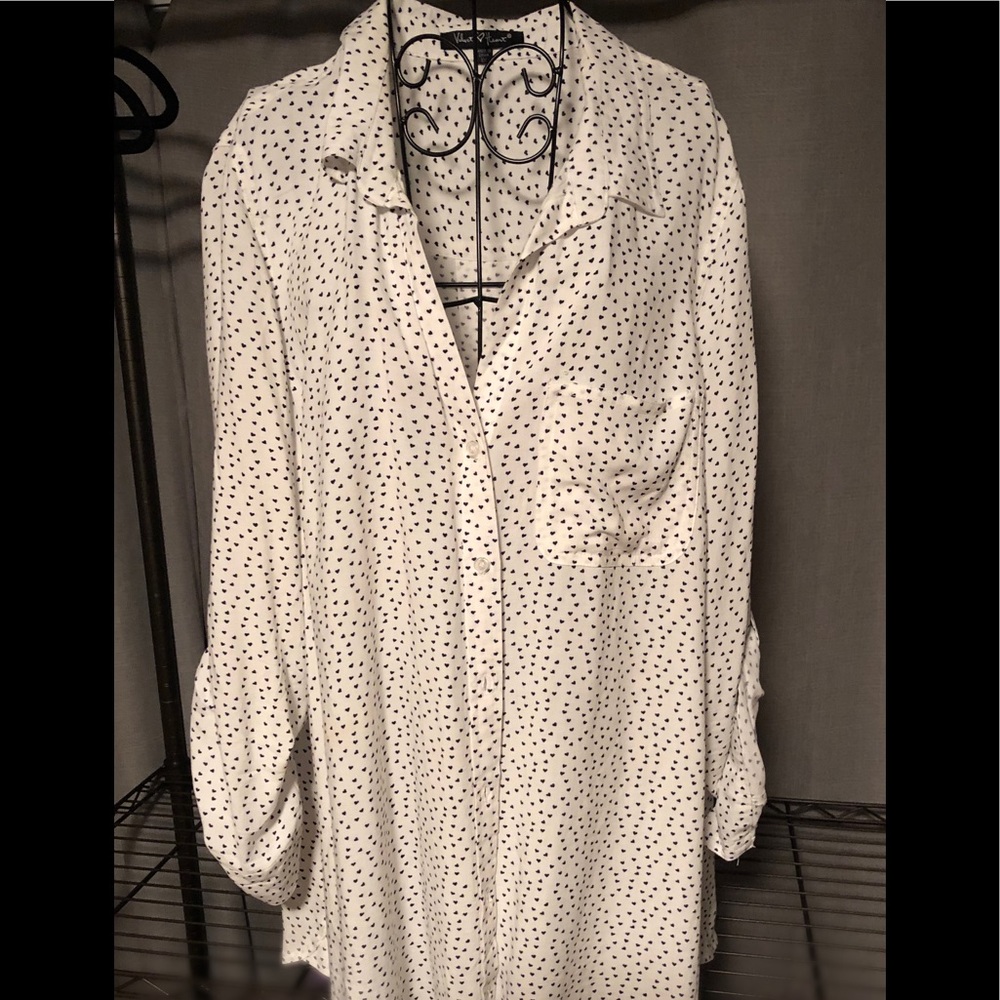 Velvet❤️Heart button down blouse